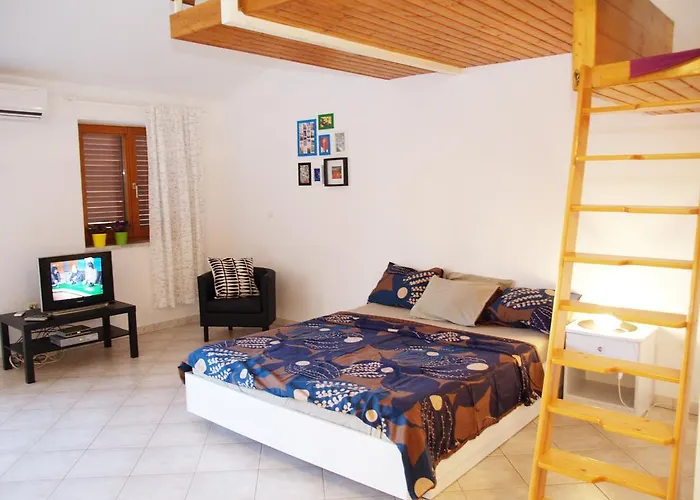 Family Friendly Πούλα