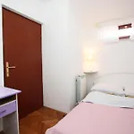 Appartement Family Friendly Pula