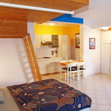 Family Friendly Apartment *